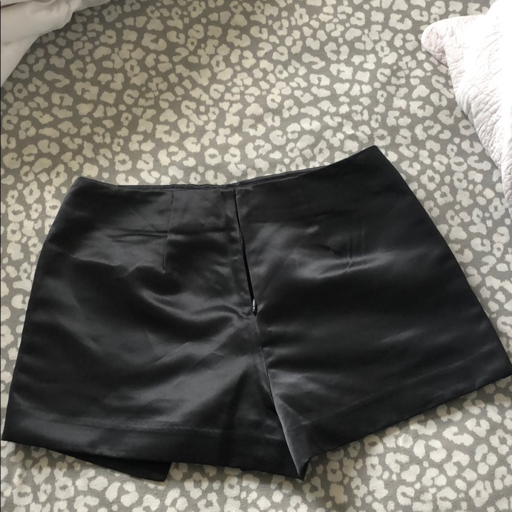 Envelope skort - Picture 3 of 3
